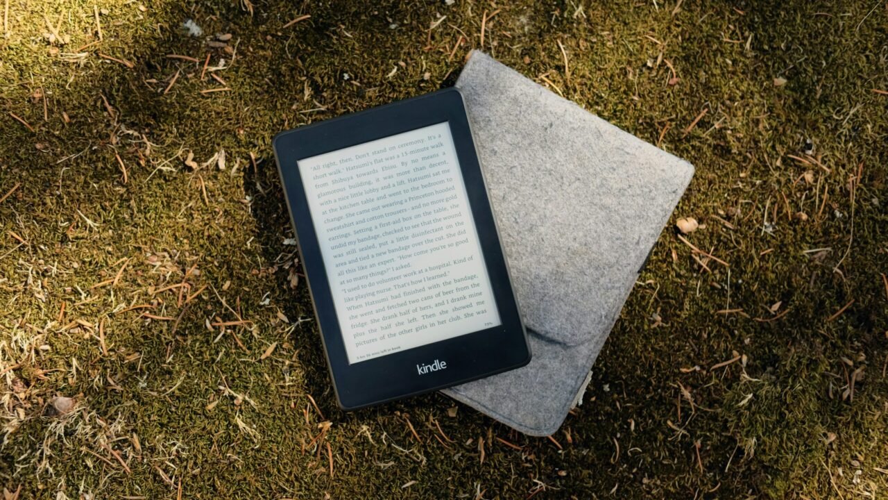 Amazon Kindle vs. Kindle Paperwhite: Is the Upgrade Worth It?